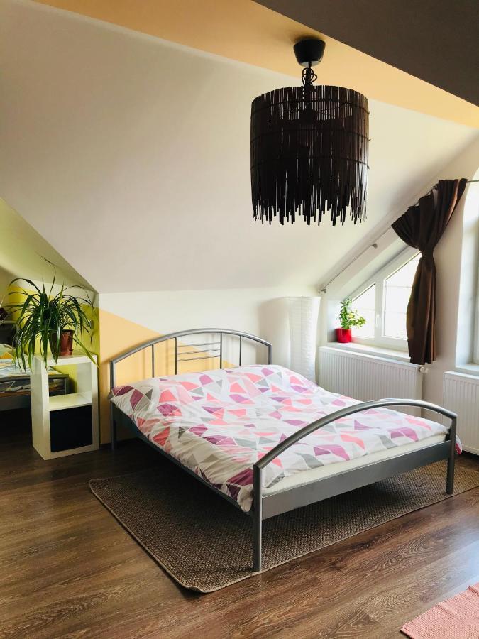Cyklonocleh Apartman Veselí nad Moravou Kültér fotó